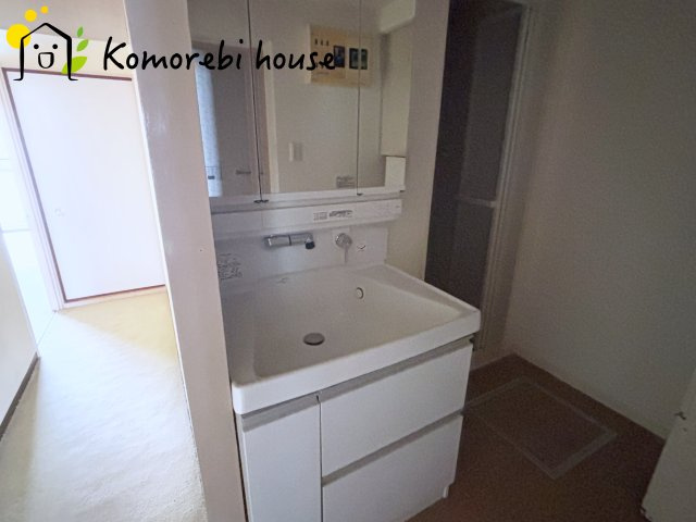 パークタウン若宮　1号棟の独立洗面台|独立洗面台です