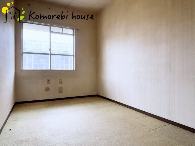 パークタウン若宮　1号棟の子供部屋|光が差し込む和室です