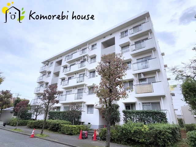 パークタウン若宮　1号棟の外観|緑に囲まれたきれいな外観です