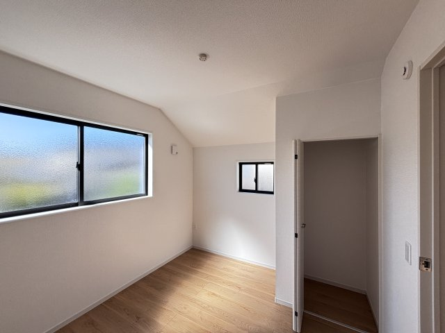 広島市安佐南区安東４丁目の新築一戸建の洋室