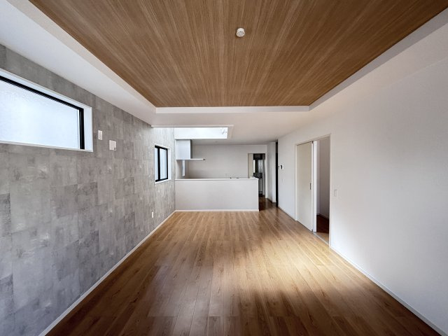 広島市安佐南区安東４丁目の新築一戸建の居間・リビング