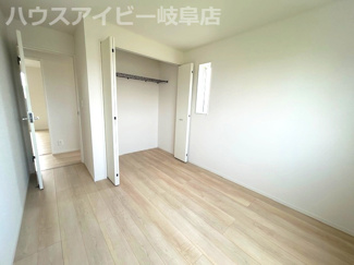 【洋室】 | 瑞穂市生津天王東町新築建売全3棟！耐震＋制震のお家！お車並列3台可能！インナーバルコニーのあるお家！ | 瑞穂市生津天王東町新築建売全3棟！耐震＋制震のお家！お車並列3台可能！インナーバルコニーのあるお家！