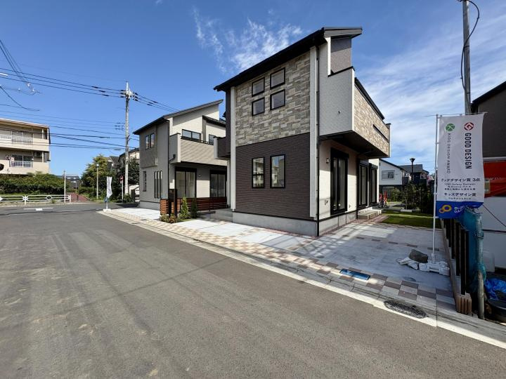 【Blooming Garden】花小金井前沢２期の外観|
太陽光発電搭載物件♪