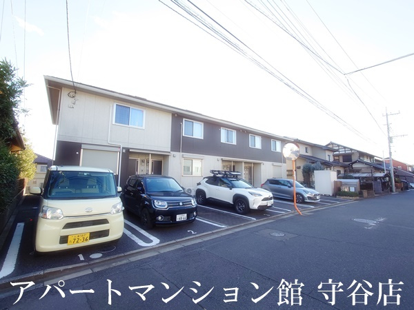 アロマレジデンス松ヶ丘の駐車場