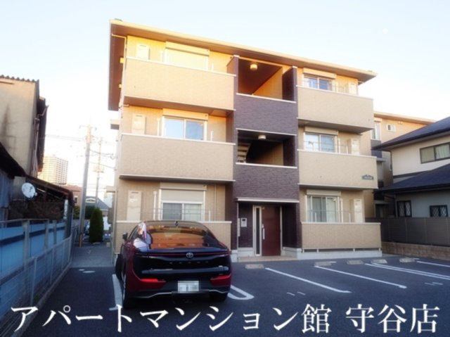 ソレイユBの外観