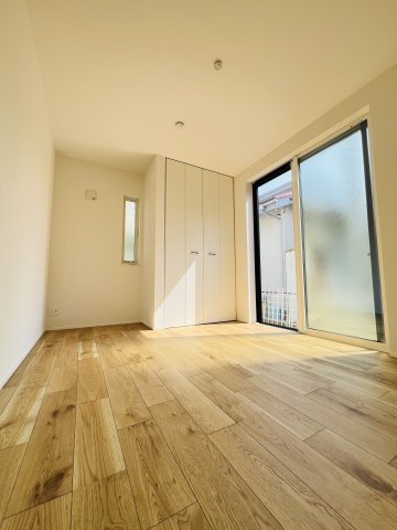 NATURAL EDGE― 松風台の静寂と美意識 ―の洋室