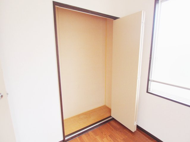 ドミール東青崎の収納