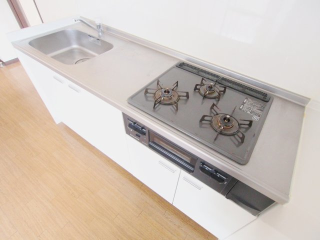 ドミール東青崎のキッチン