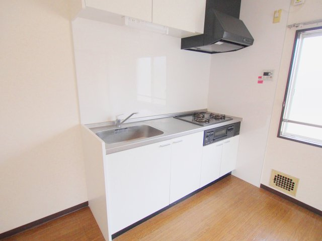 ドミール東青崎のキッチン