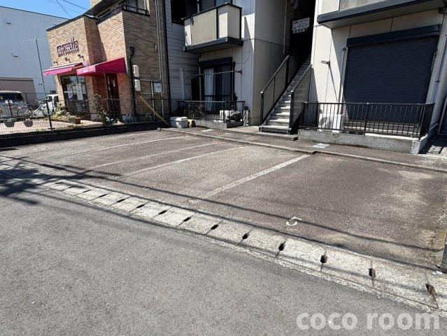 ジュネス焼津　Aの駐車場