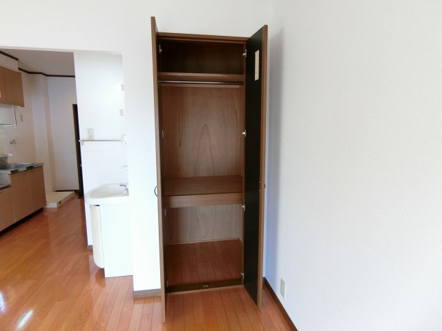 サンアップビルの収納|大きなものも収納できそうです