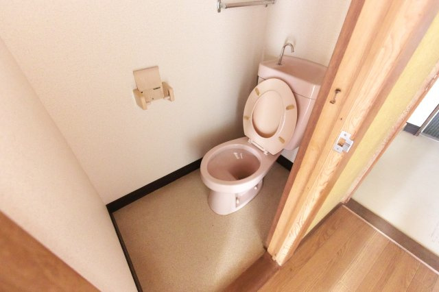 神垣アパート（古新開）のトイレ