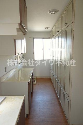 スクエアファースト岡崎のキッチン