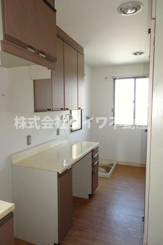 スクエアファースト岡崎のキッチン