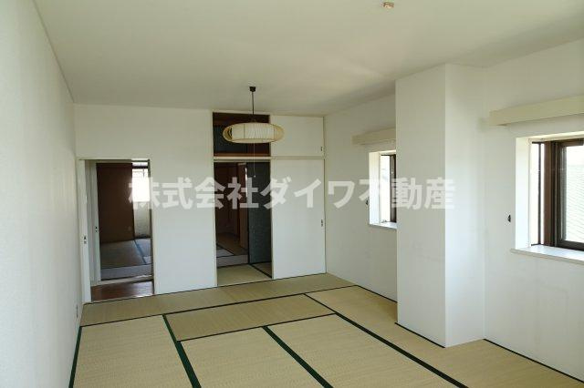 スクエアファースト岡崎の和室