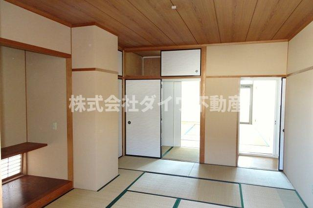 スクエアファースト岡崎の和室