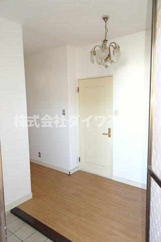 スクエアファースト岡崎の玄関