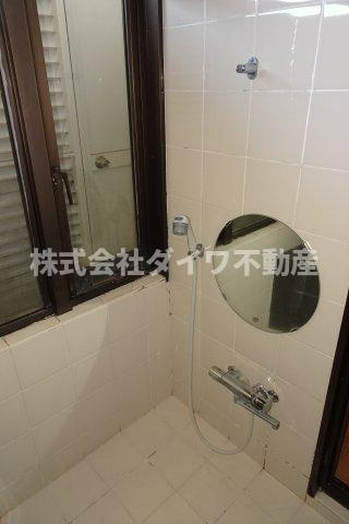 スクエアファースト岡崎の浴室