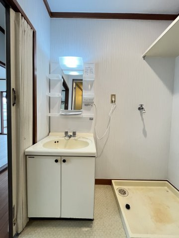 富谷マンションの洗面所