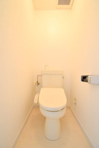 ABODE21のトイレ|清潔感のあるトイレです