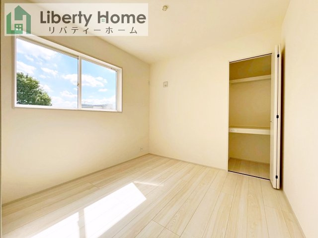 第1笠間市笠間　新築戸建　5号棟の洋室