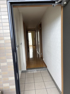 【No.7411】サーパス青葉町/3LDK/最上階の玄関