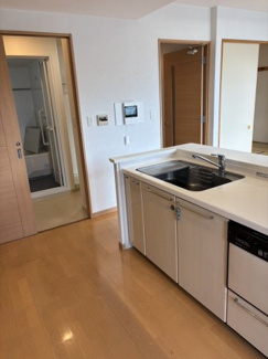 【No.7411】サーパス青葉町/3LDK/最上階のキッチン