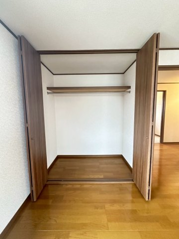 ＥＣハイツの居間・リビング