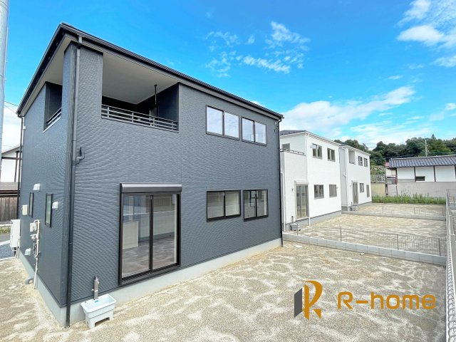 第1笠間市笠間　新築戸建て　1号棟の外観|ご予約を頂ければ、『平日』はもちろん『早朝』や『夜間』もご見学可能です♪お気軽にお申し付けください♪