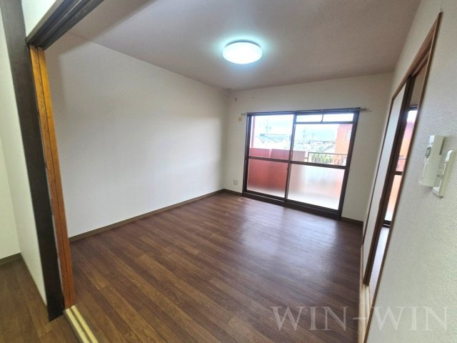 フリーダムコート 弐番館の内装|イメージ（同建物内別部屋の写真です）