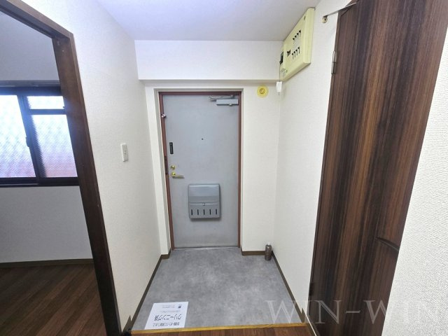 フリーダムコート 弐番館の玄関|イメージ（同建物内別部屋の写真です）
