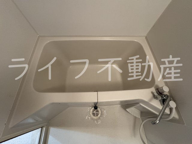 イーストレジデンス永和の浴室|コンパクトで使いやすいお風呂です