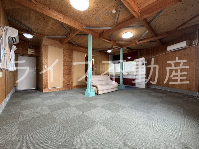 イーストレジデンス永和の居間・リビング|ゆったりとした居間です