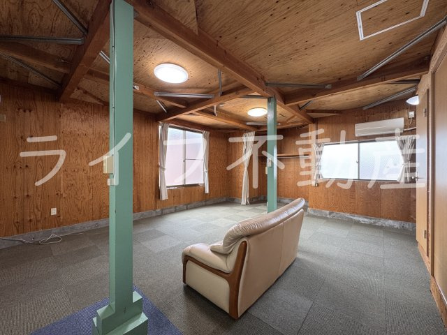 イーストレジデンス永和の内装|明るい室内です