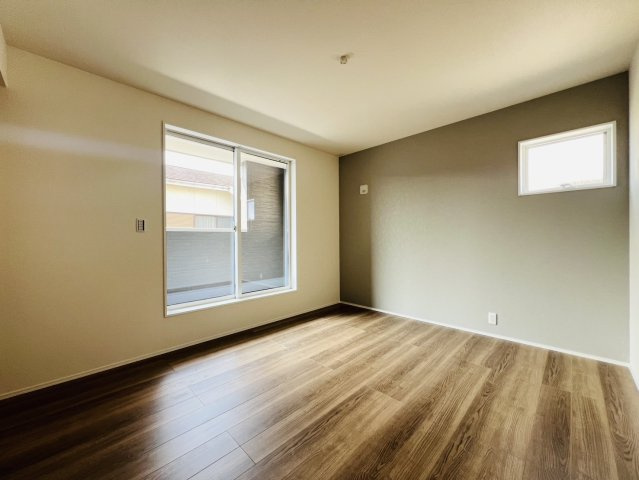 碧南市相生町2丁目34-21『仲介手数料無料』新築戸建ての洋室