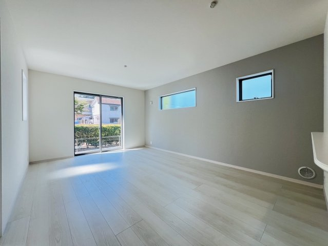 碧南市相生町2丁目34-21『仲介手数料無料』新築戸建ての居間・リビング