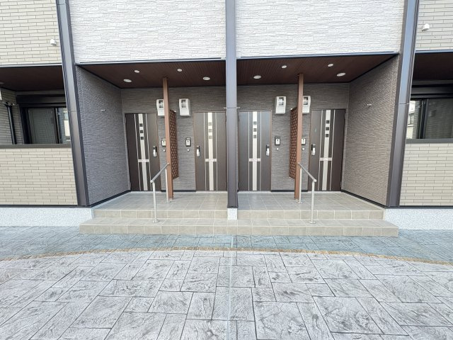 セレニティコートⅡのエントランス