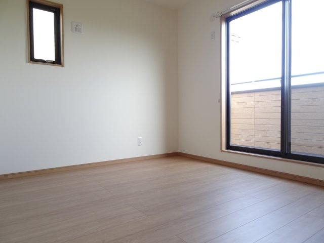ゆずり葉墨俣貸家の洋室