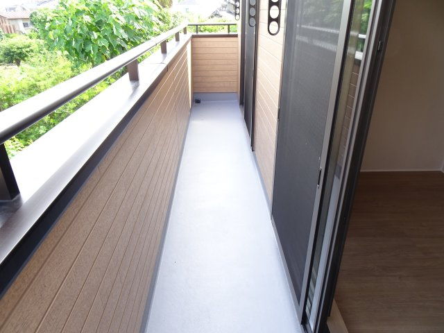 ゆずり葉墨俣貸家のバルコニー