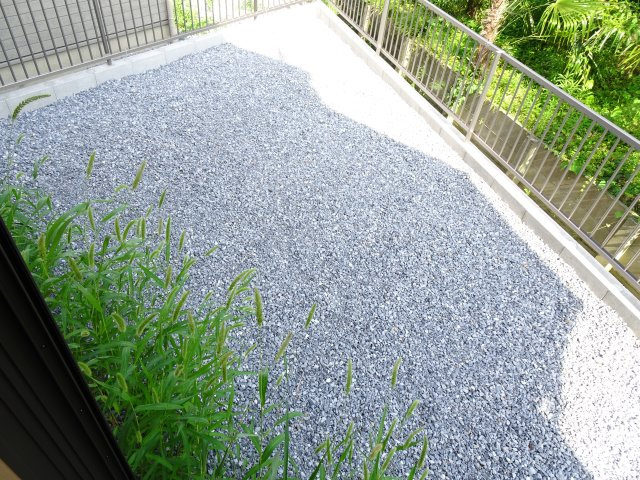 ゆずり葉墨俣貸家の庭