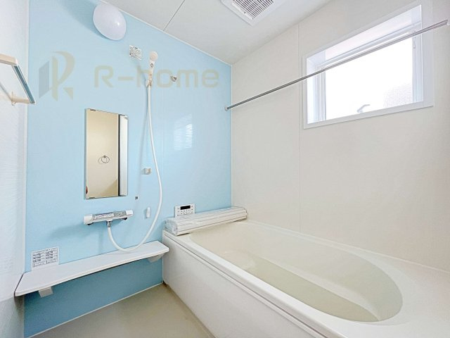 第1笠間市笠間　新築戸建て　5号棟の浴室|足を伸ばしてもゆったりできるバスルーム♪機能性も取り入れて使い易さも保証します♪