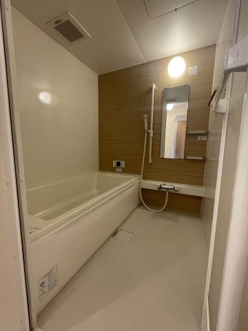 ＫＹＡＭＳの浴室