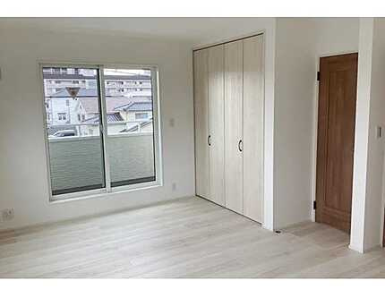 広島市西区観音新町1丁目　新築一戸建て(全2棟)の洋室