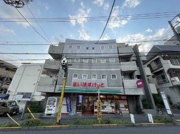 【外観】 | ARK21・ST | 鉄筋コンクリート造のがっちりとした建物。