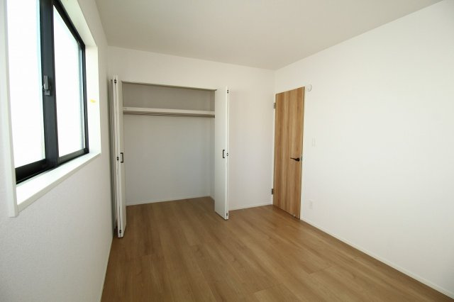 香美市土佐山田町宝町4丁目　1号棟　【内覧可能】（全5区画）　新築戸建の洋室|2Ｆ　北東の部屋　6.0帖