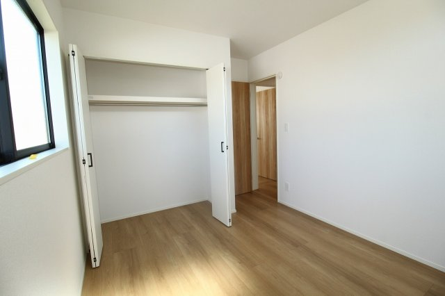 香美市土佐山田町宝町4丁目　1号棟　【内覧可能】（全5区画）　新築戸建の収納|2Ｆ　北西の部屋　5.25帖