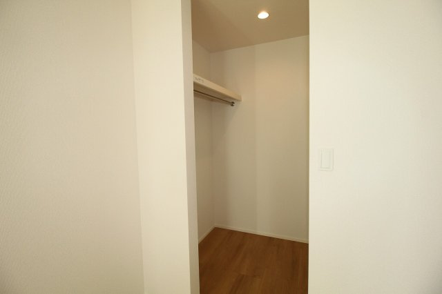 香美市土佐山田町宝町4丁目　1号棟　【内覧可能】（全5区画）　新築戸建の収納|2Ｆ　南の部屋　8.25帖