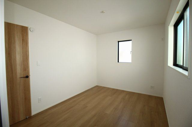 香美市土佐山田町宝町4丁目　1号棟　【内覧可能】（全5区画）　新築戸建の洋室|2Ｆ　北東の部屋　6.0帖