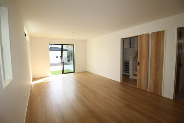 香美市土佐山田町宝町4丁目　1号棟　【内覧可能】（全5区画）　新築戸建の居間・リビング|ＬＤＫ　19.0帖