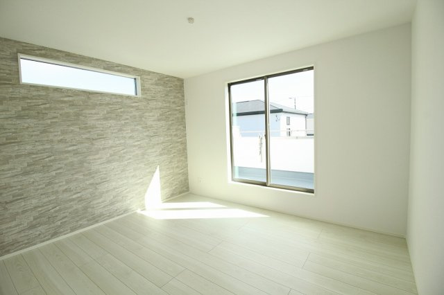 香美市土佐山田町宝町4丁目　2号棟（全5区画）　新築戸建の洋室|2F　南東の部屋　7.75帖